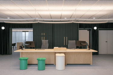 bureau-accueil-agencement-librairie-efi-concept