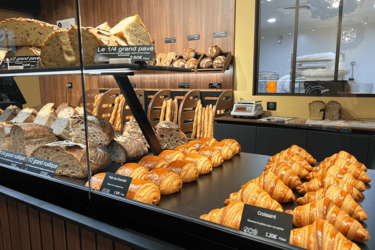 etagere-exposition-agencement-de-boulangerie-efi-concept