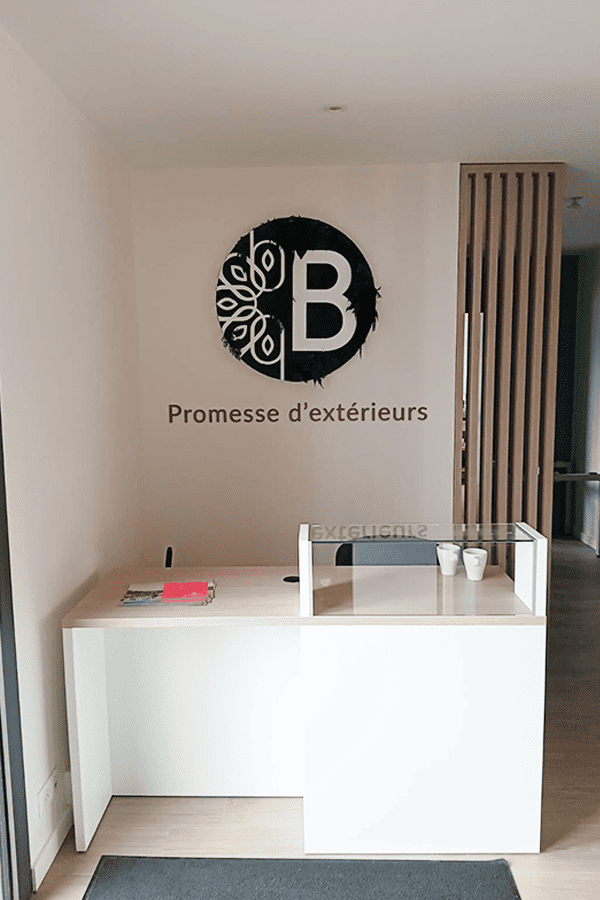 accueil-agencement-showroom-exterieur-efi-concept