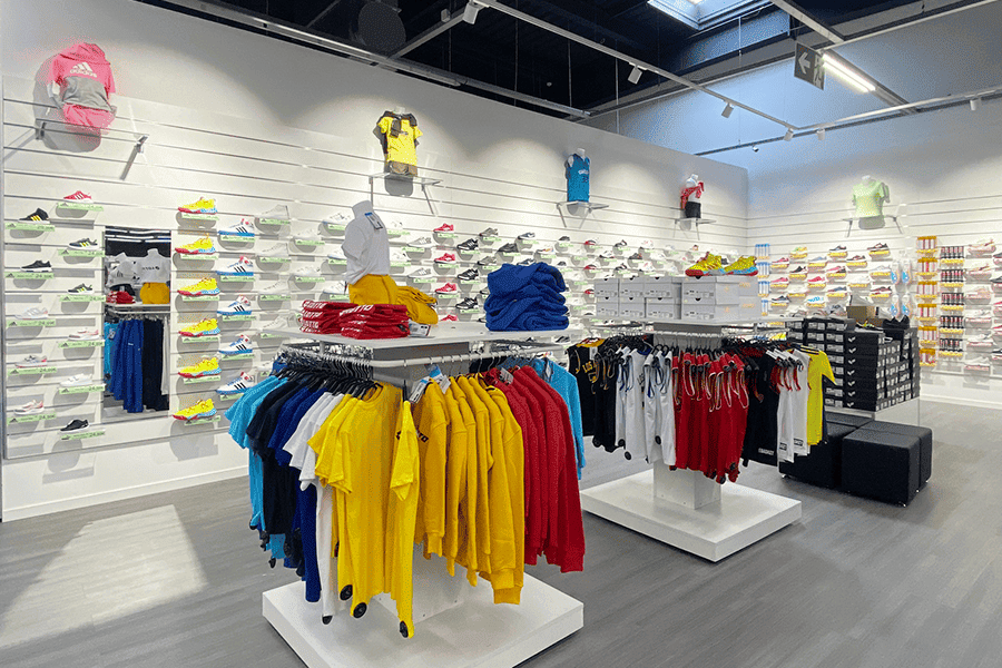 agencement-magasin-de-sport-efi-concept