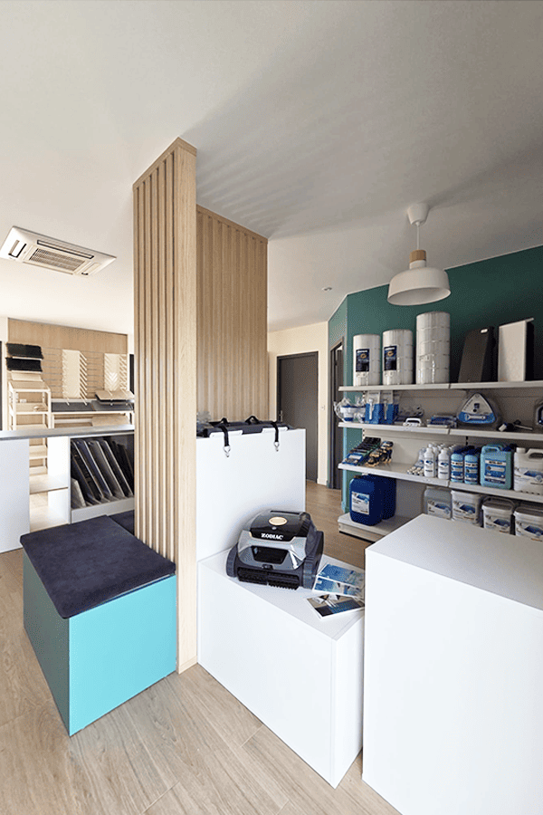banquette-agencement-showroom-exterieur-efi-concept