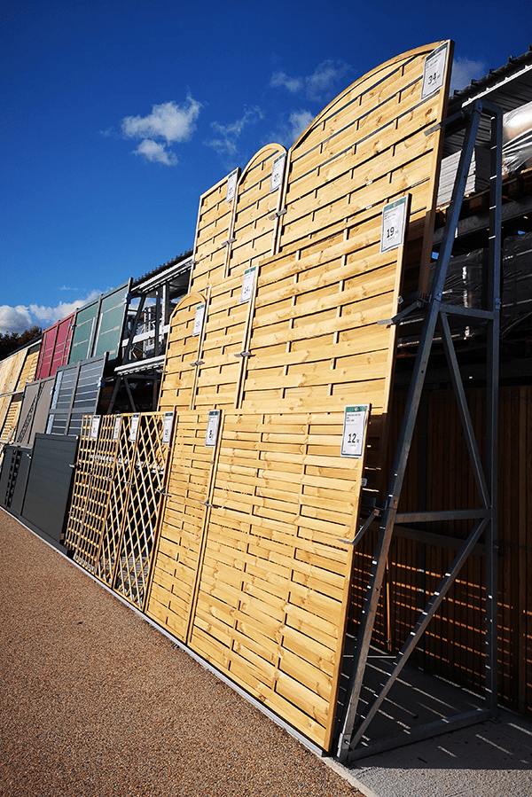 cour-matériaux-agencement-magasin-jardinerie-efi-concept