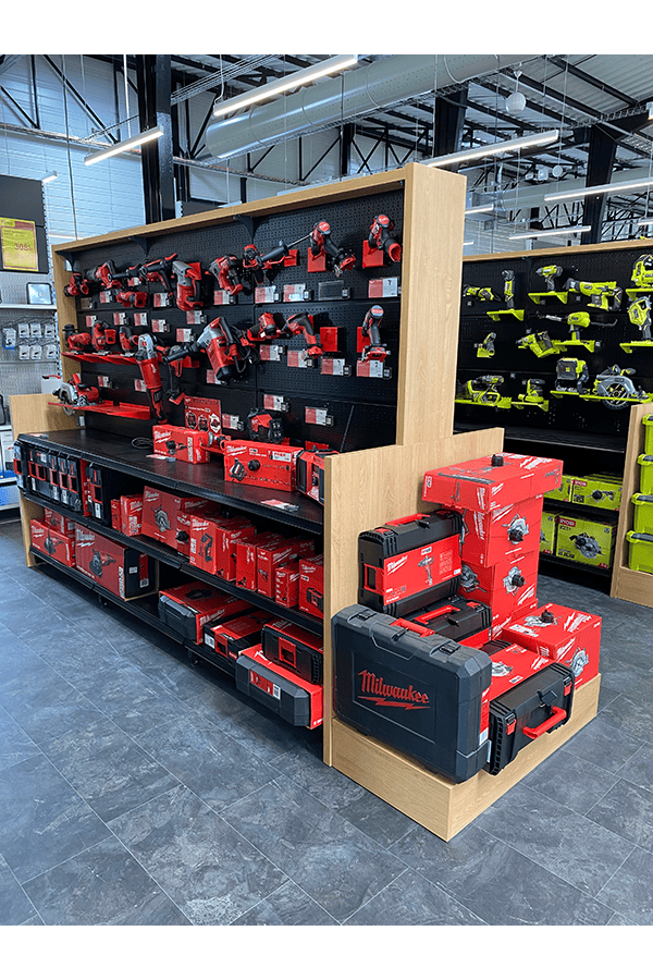 espace-libre-service-electroportatif-agencement-negoce-de-materiaux-efi-concept