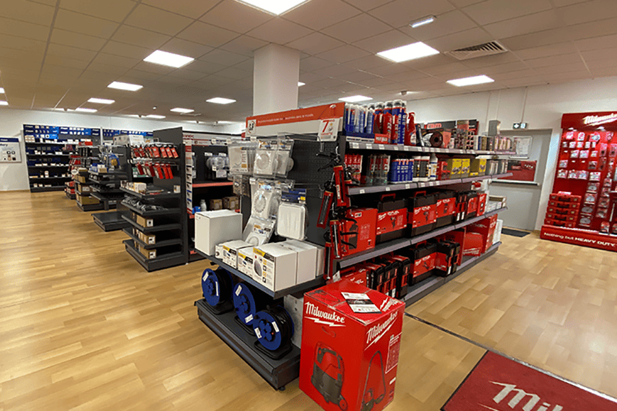 gondole-parcours-client-agencement-magasin-electricite-efi-concept