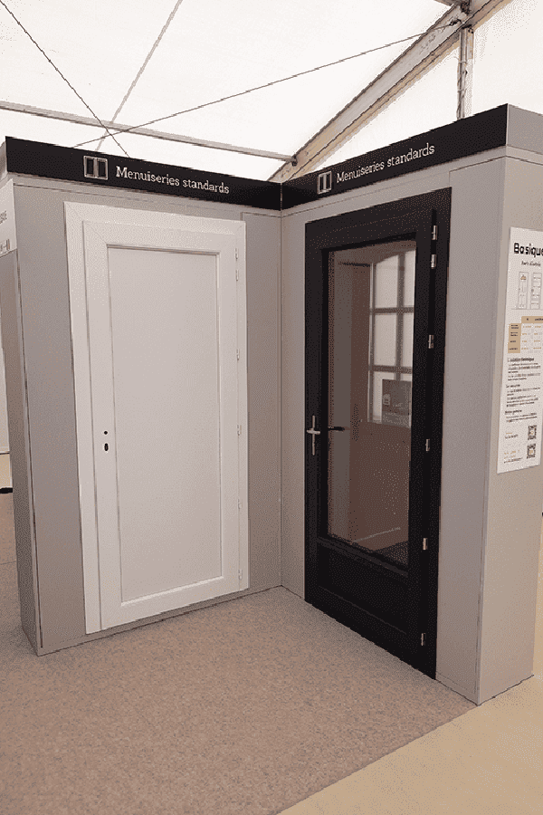 portant-porte-agencement-showroom-menuiserie-efi-concept