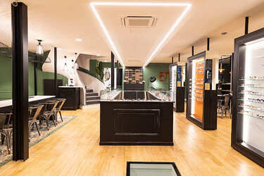 agencement-magasin-optique-elegant-efi-concept