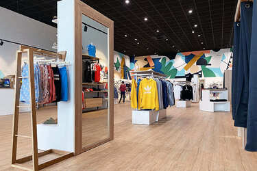 agencement-magasin-vetements-homme-femme-efi-concept