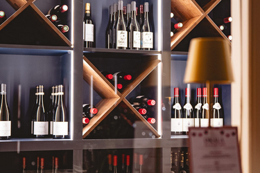 cave-vin-agencement-magasin-vin-efi-concept