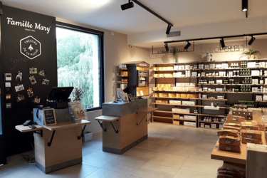 comptoir-accueil-agencement-magasin-bio-efi-concept