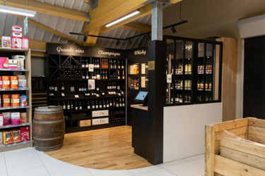 espace-exposition-vin-agencement-magasin-vin-efi-concept