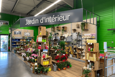 espace-jardin-intérieur-agencement-magasin-de-fleurs-efi-concept