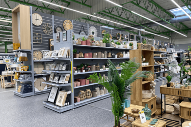 gondole-decorative-agencement-magasin-decoration-efi-concept