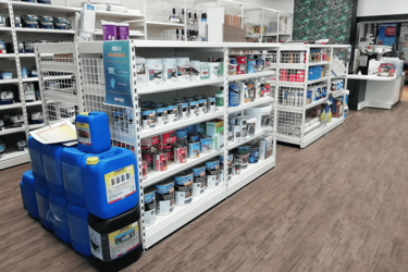 gondole-produit-agencement-magasin-de-peinture-efi-concept