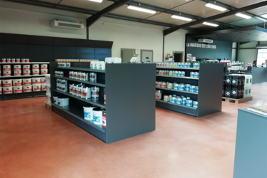 gondoles-agencement-magasin-de-peinture-efi-concept