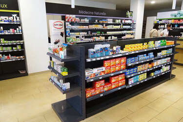 gondoles-pharmacie-efi-concept