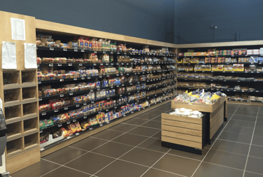 habillage-bois-agencement-magasin-alimentaire-efi-concept