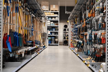 linéaire-outillage-agencement-magasin-jardinerie-efi-concept