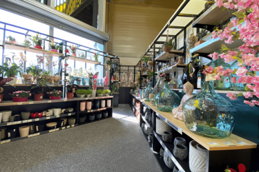 meuble-exposition-agencement-magasin-de-fleurs-efi-concept