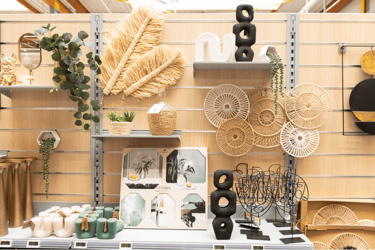 panneau-rainure-agencement-magasin-decoration-efi-concept