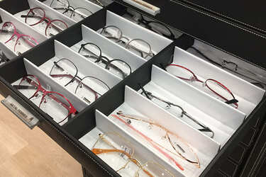 presentation-lunettes-magasin-optique-efi-concept