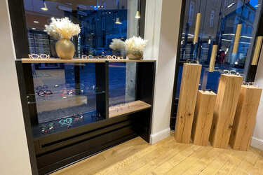 presentoir-lunette-magasin-optique-efi-concept