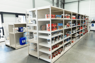 rack-peinture-agencement-magasin-de-peinture-efi-concept