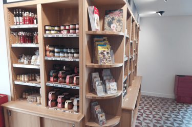 rayonnage-agencement-de-magasin-bio-efi-concept
