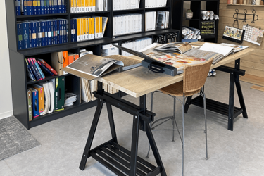 table-projet-agencement-magasin-de-peinture-efi-concept